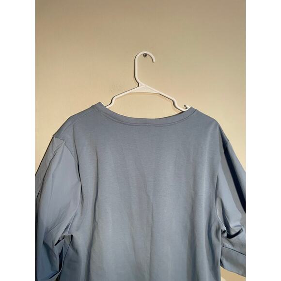 Athleta Harlow Hybrid Tee in Heron Blue - Picture 7 of 11